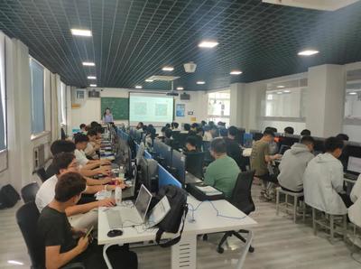 華為中國大學(xué)生ICT大賽2021啟動會 信息技術(shù)咨詢與技能培養(yǎng)新篇章在陜啟航